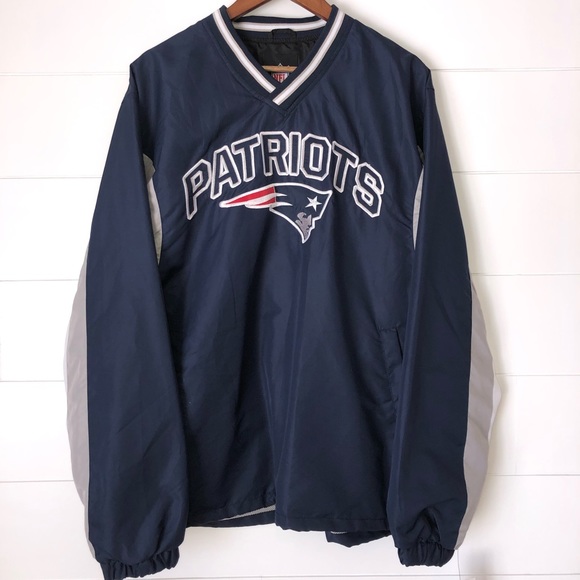 NFL New England Patriots Pullover - Picture 1 of 11